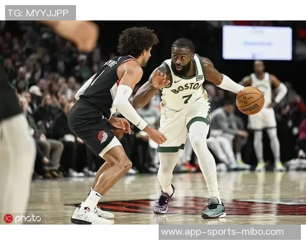 杰伦布朗强调篮板保护重要性并展望球队潜力提升空间