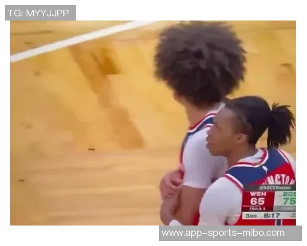 杰伦布朗直言AI泛滥发际线粉蹭对手引发热议