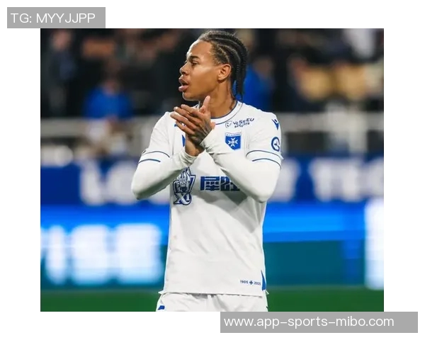 法媒报道里尔法兰克福汉堡等队争抢昂热后卫埃科米